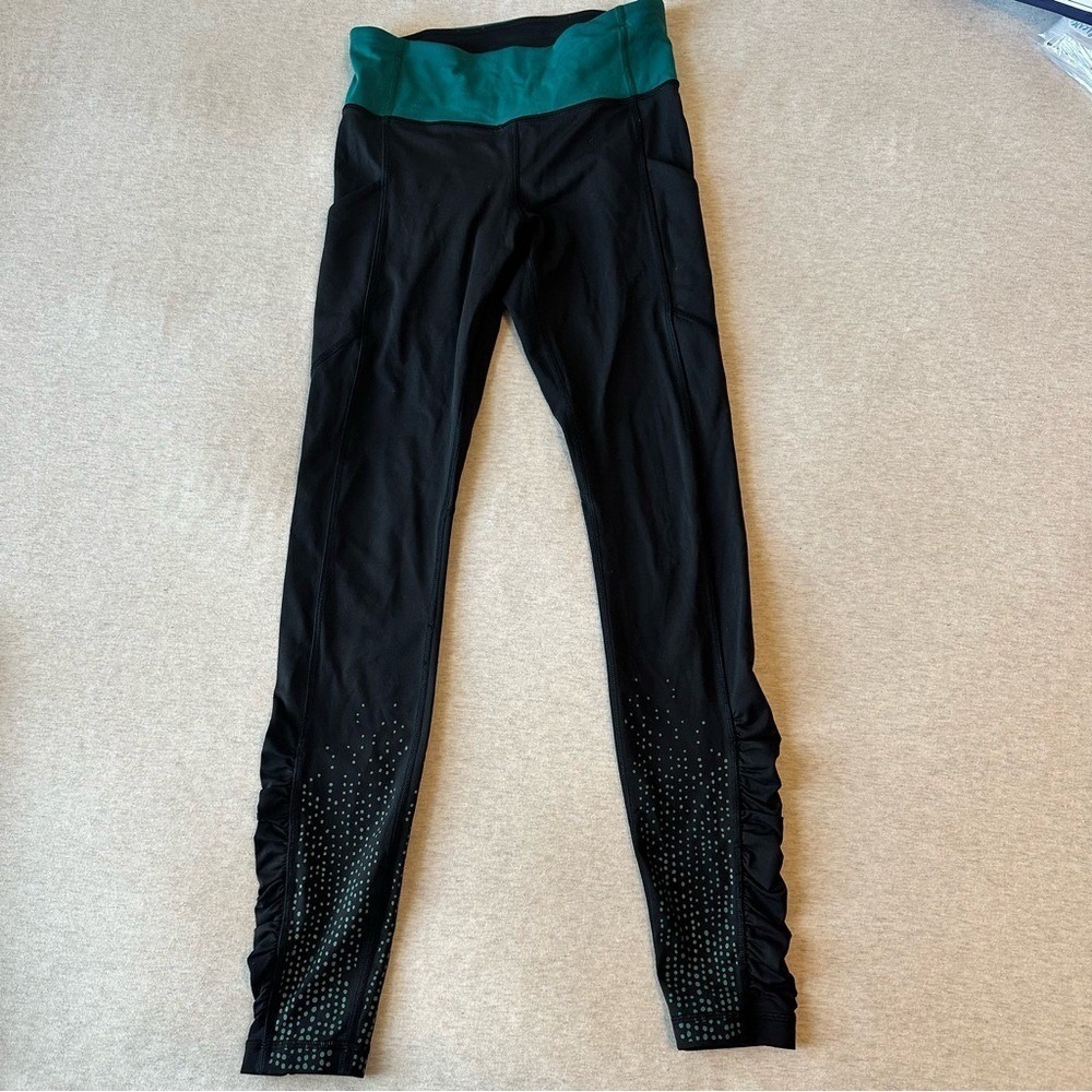 lululemon‎ athletica Black and Green Leggings